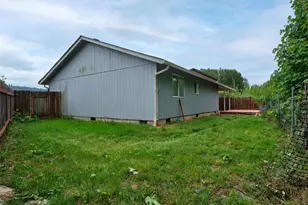 1733 Foxtail Cir, Woodland, WA 98674 - Photo 27