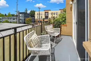 1417 Queen Anne Ave N, Seattle, WA 98109 - Photo 19