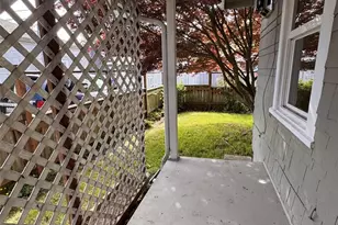 1022 Rockefeller Ave, Everett, WA 98201 - Photo 5