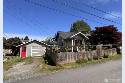 1022 Rockefeller Avenue, Everett, WA 98201 - Photo 1