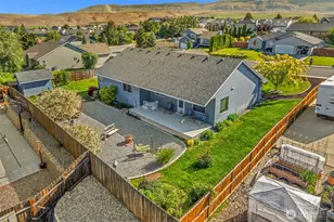 2384 Prairie Dr, East Wenatchee, WA 98802 - Photo 3