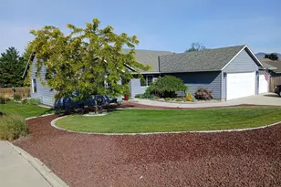 2384 Prairie Dr, East Wenatchee, WA 98802 - Photo 1