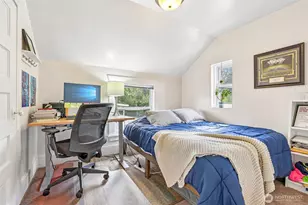 315 NE 65th St, Seattle, WA 98115 - Photo 17