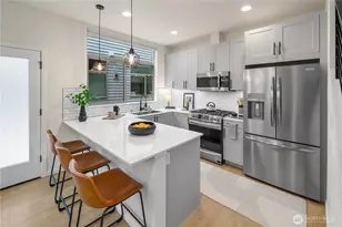 8027 Mary Ave NW, Seattle, WA 98117 - Photo 9
