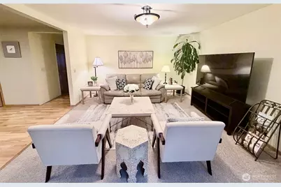 14819 SE 66th Street, Bellevue, WA 98006 - Photo 13