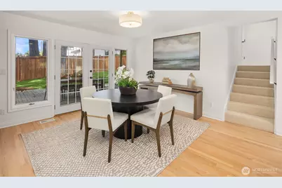 621 128th Avenue SE, Bellevue, WA 98005 - Photo 5