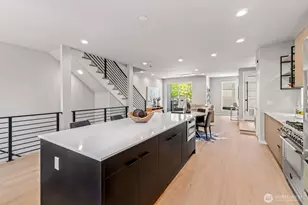 4460 Midvale Ave N, Seattle, WA 98103 - Photo 15