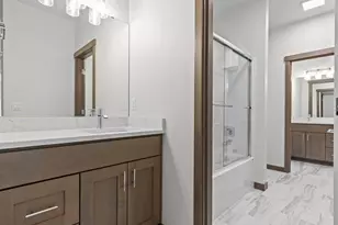 9207 NE 175th St, Bothell, WA 98011 - Photo 25