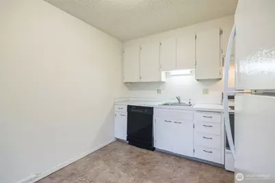 1020 S 20th Avenue, Yakima, WA 98902 - Photo 7