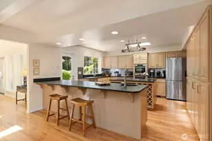 203 Baycliff Dr, Port Townsend, WA 98368 - Photo 9