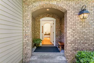 203 Baycliff Dr, Port Townsend, WA 98368 - Photo 3