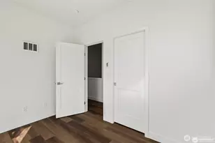 5257 Brooklyn Ave NE, Seattle, WA 98105 - Photo 31