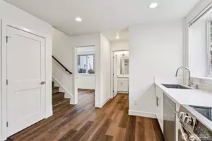 5257 Brooklyn Ave NE, Seattle, WA 98105 - Photo 7