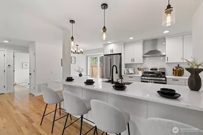 2701 NE 110th Street #A, Seattle, WA 98125 - Photo 9