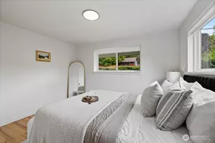 2701 NE 110th St, Seattle, WA 98125 - Photo 17