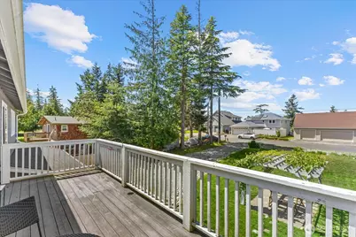 35 Edgewater Drive, Camano Island, WA 98282 - Photo 11