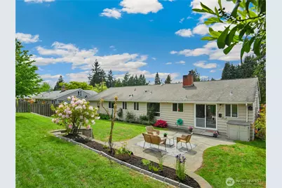 944 165th Avenue SE, Bellevue, WA 98008 - Photo 25