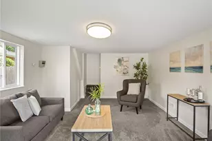944 165th Ave SE, Bellevue, WA 98008 - Photo 13