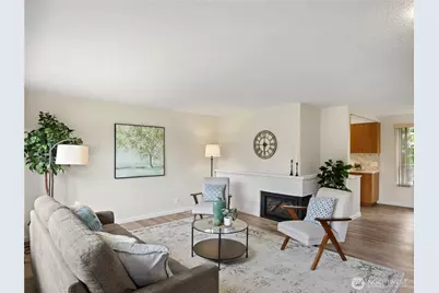 944 165th Avenue SE, Bellevue, WA 98008 - Photo 3
