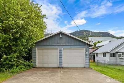 410 1st Street, Easton, WA 98925 - Photo 33