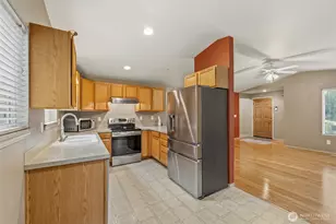 826 Park Cottage Pl, Sedro Woolley, WA 98284 - Photo 7