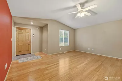 826 Park Cottage Place, Sedro Woolley, WA 98284 - Photo 5