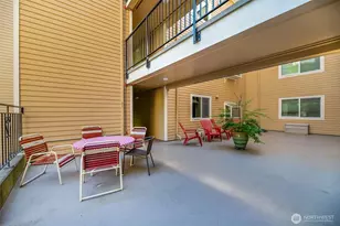 6910 SW California Ave, Seattle, WA 98136 - Photo 33