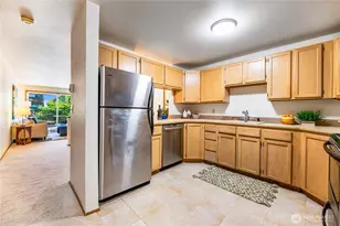 6910 SW California Ave, Seattle, WA 98136 - Photo 13