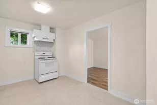 926 Pleasant Ave, Bremerton, WA 98337 - Photo 9