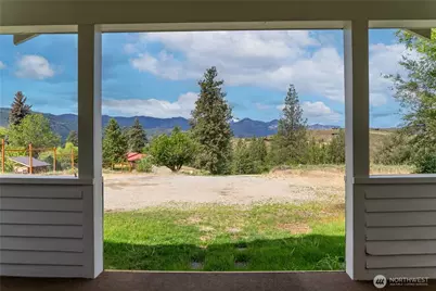 511 Bluff St, Winthrop, WA 98862 - Photo 3