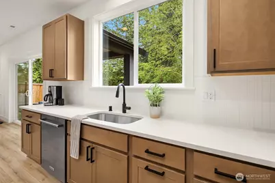 10668 SE 170th Place, Renton, WA 98055 - Photo 13