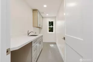 15518 56th Ave W, Edmonds, WA 98026 - Photo 33