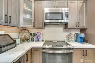 21211 125th St E, Bonney Lake, WA 98391 - Photo 23