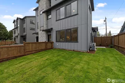2723 NE 87th Street, Seattle, WA 98115 - Photo 5
