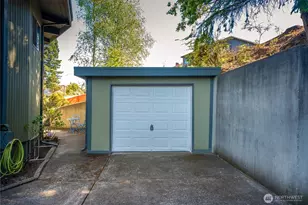 4654 N Vassault St, Tacoma, WA 98407 - Photo 5