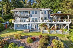 182 Bow Rd, Fox Island, WA 98333 - Photo 3