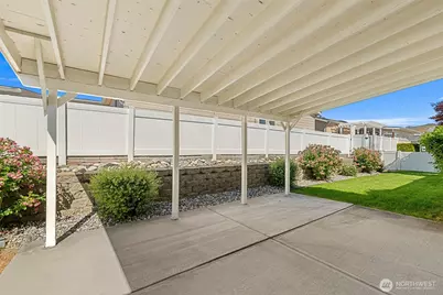 1212 Woods Street, Wenatchee, WA 98801 - Photo 15