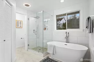 17431 NE 28th St, Redmond, WA 98052 - Photo 15