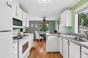 1606 201st Pl SE, Bothell, WA 98012 - Photo 7