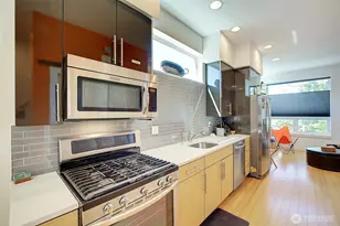 3444 California Ave SW, Seattle, WA 98116 - Photo 21