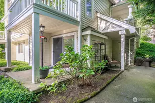 6825 SE Cougar Mountain Way, Bellevue, WA 98006 - Photo 3