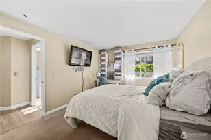 6825 SE Cougar Mountain Way, Bellevue, WA 98006 - Photo 21