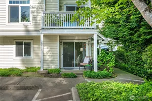 6825 SE Cougar Mountain Way, Bellevue, WA 98006 - Photo 7