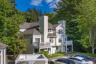 6825 SE Cougar Mountain Way, Bellevue, WA 98006 - Photo 9