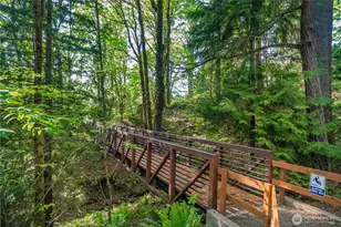 6825 SE Cougar Mountain Way, Bellevue, WA 98006 - Photo 29