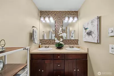 6825 SE Cougar Mountain Way, Bellevue, WA 98006 - Photo 25