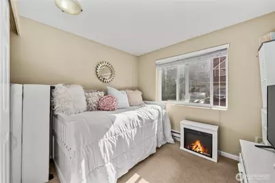6825 SE Cougar Mountain Way, Bellevue, WA 98006 - Photo 23