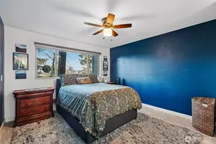 12543 NE 23rd Pl, Bellevue, WA 98005 - Photo 13