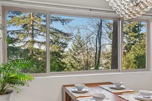 12543 NE 23rd Pl, Bellevue, WA 98005 - Photo 11