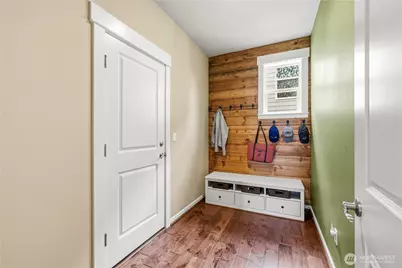 5001 70th Place SW, Mukilteo, WA 98275 - Photo 17